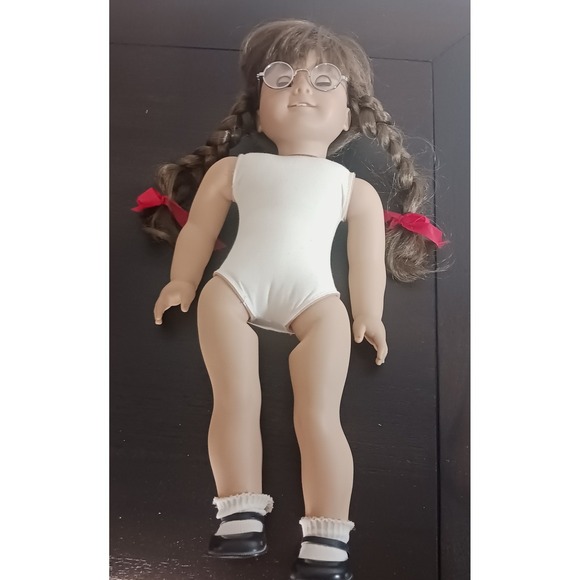 Rare Pleasant Company White Body American Girl Molly Doll Box Book Accessories - Picture 3 of 9